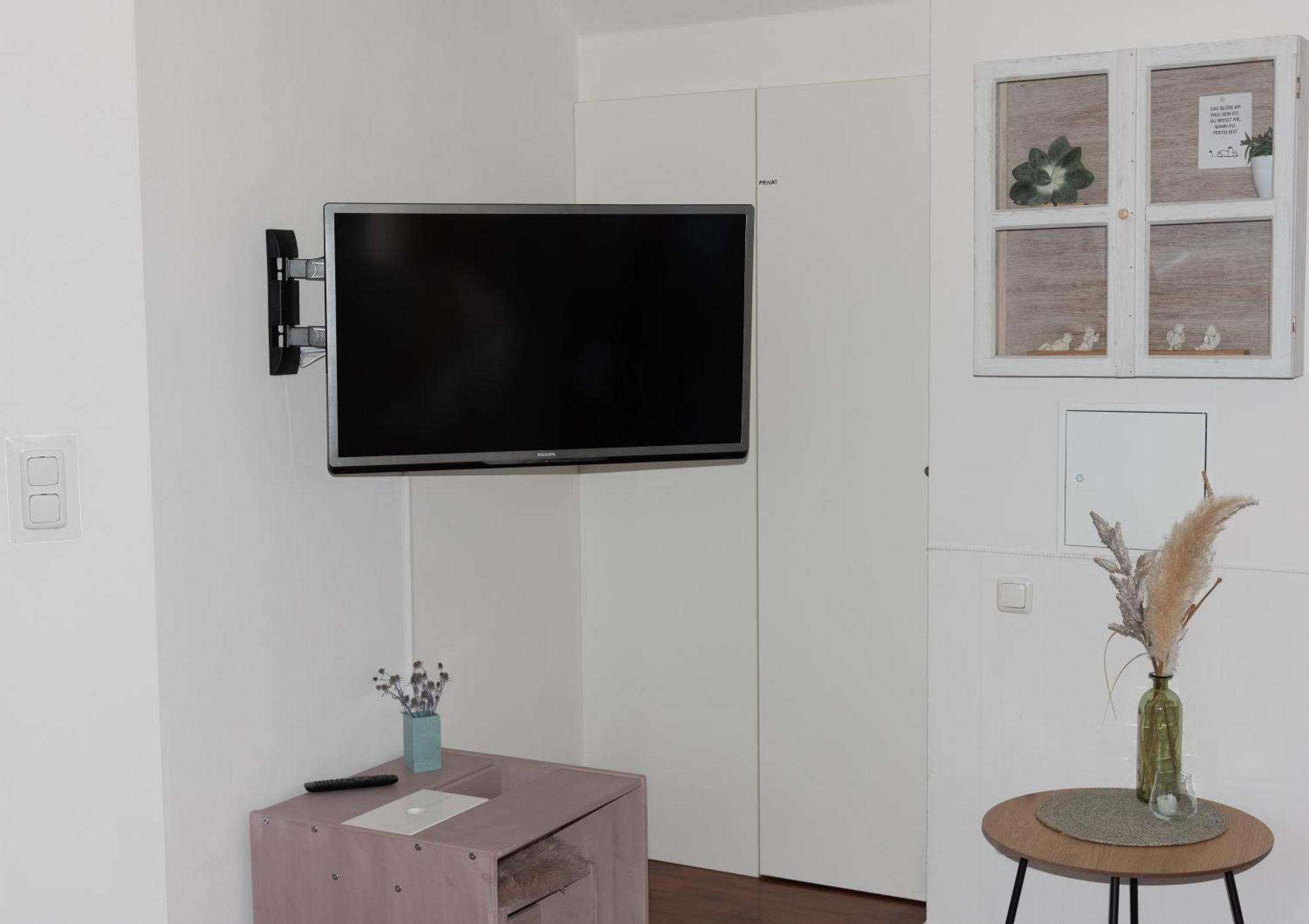 Moderne, Gemuetliche Dg-Wohnung In Ruhiger Lage Neunburg vorm Wald Buitenkant foto